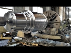 Usinagem de torno CNC grande eixo de cimento eixo de britador de cascalho eixo de mina eixo de rolo eixo de formato especial sh